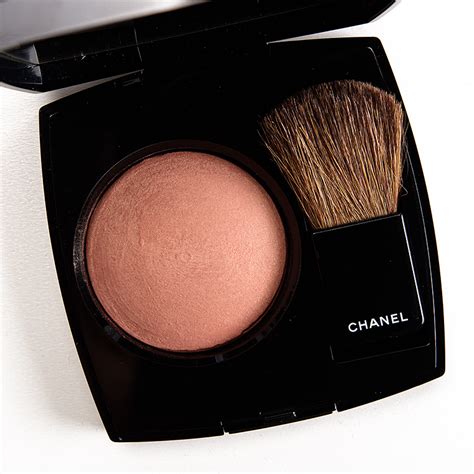 chanel élégance blush swatch